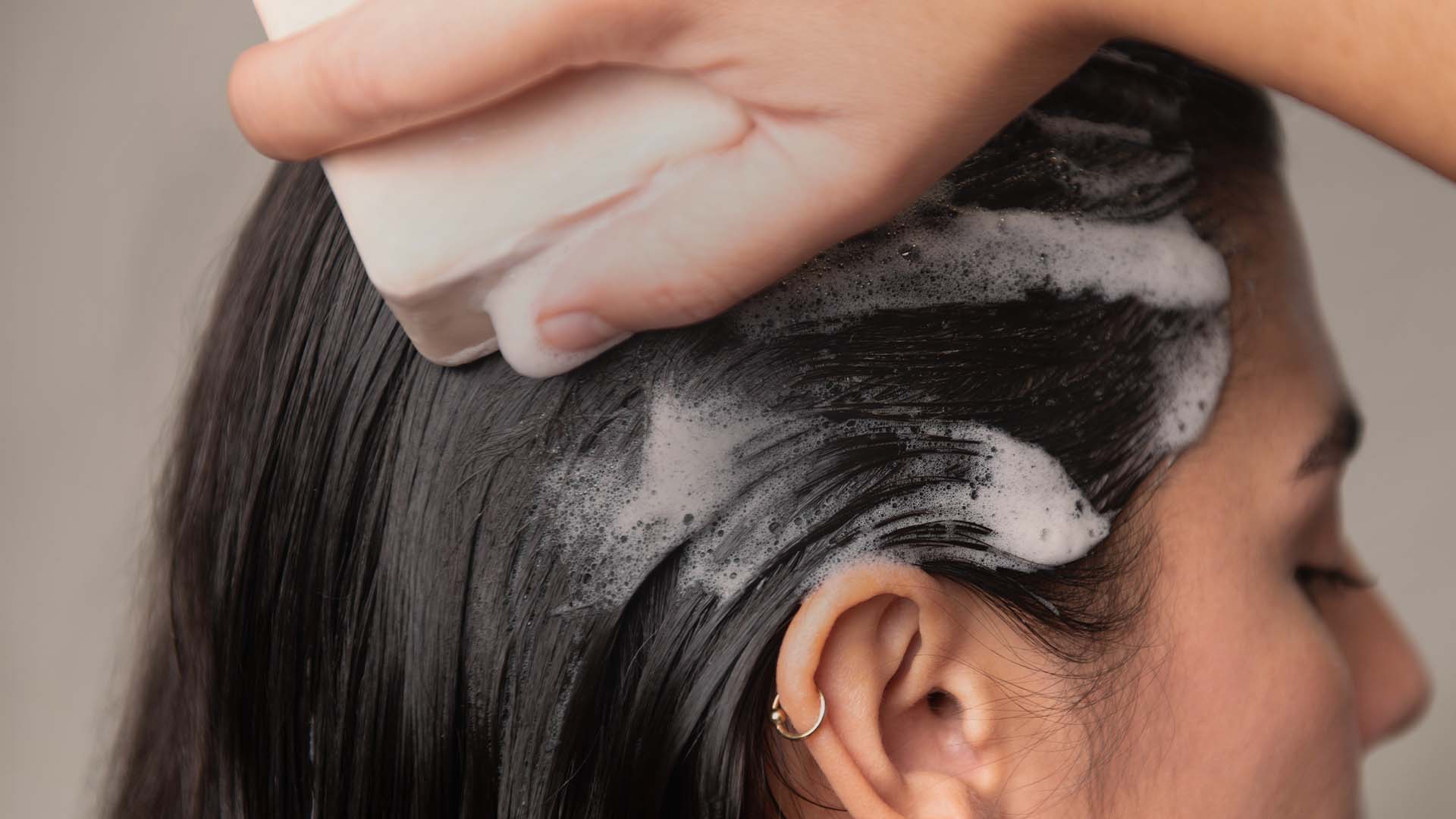 ATTITUDE | Hair care plastic free products gamme leaves bar